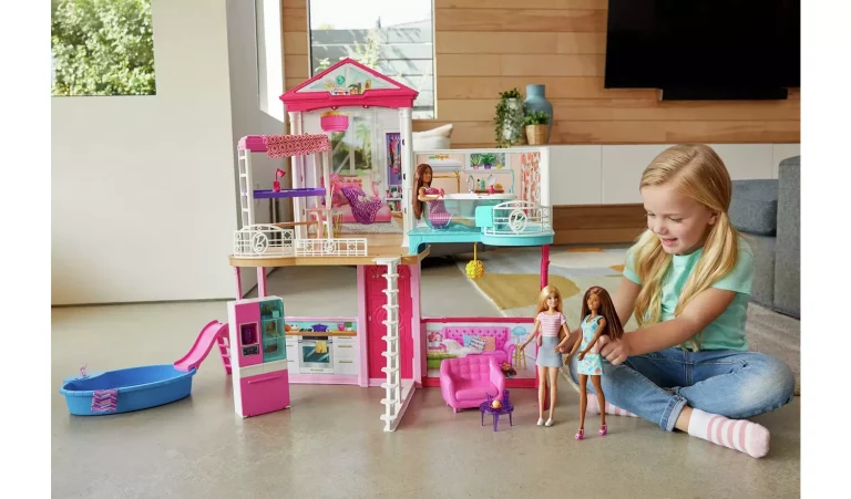Shtëpia E Pushimeve Barbie thumbnail 2