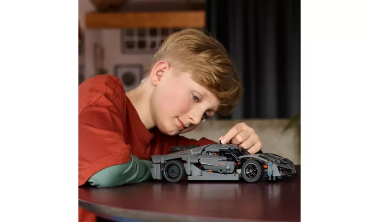 LEGO Jesko Absolut Hypercar thumbnail 2