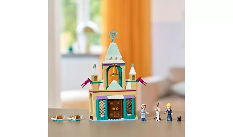 LEGO Kështjella Frozen thumbnail 5
