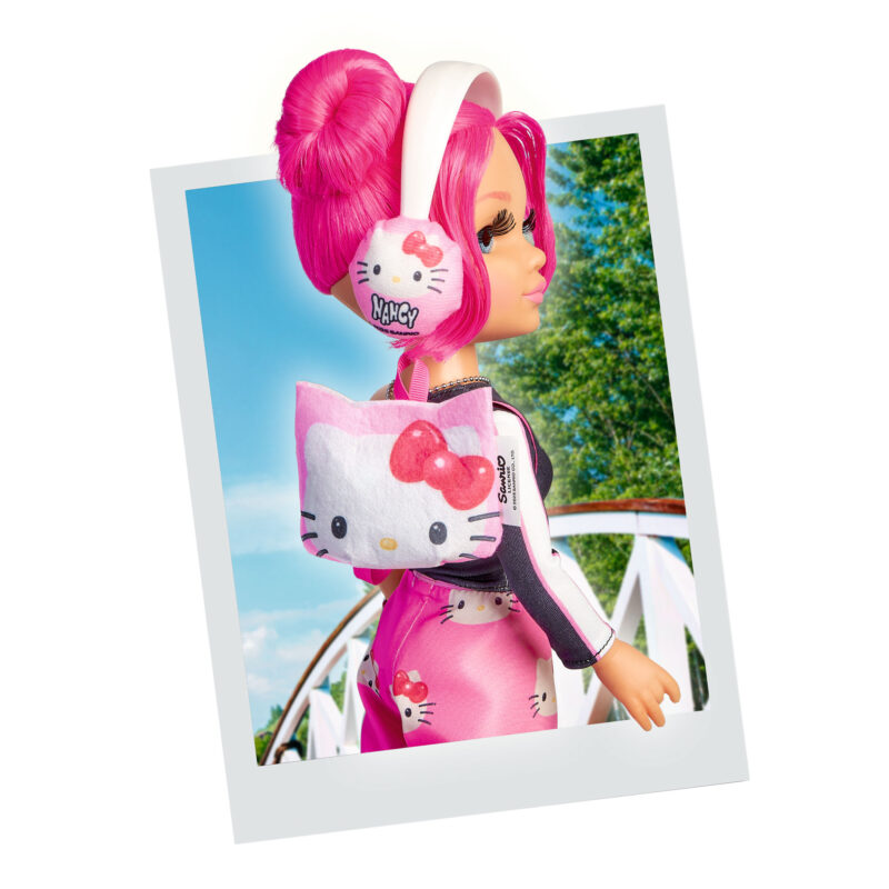 Nancy Hello Kitty thumbnail 4