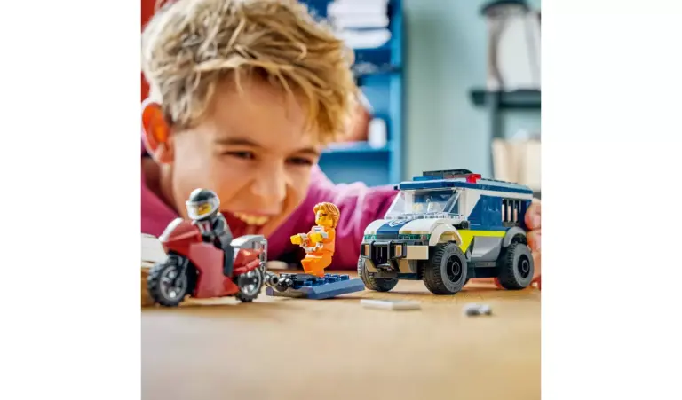 LEGO Furgon Policie thumbnail 5