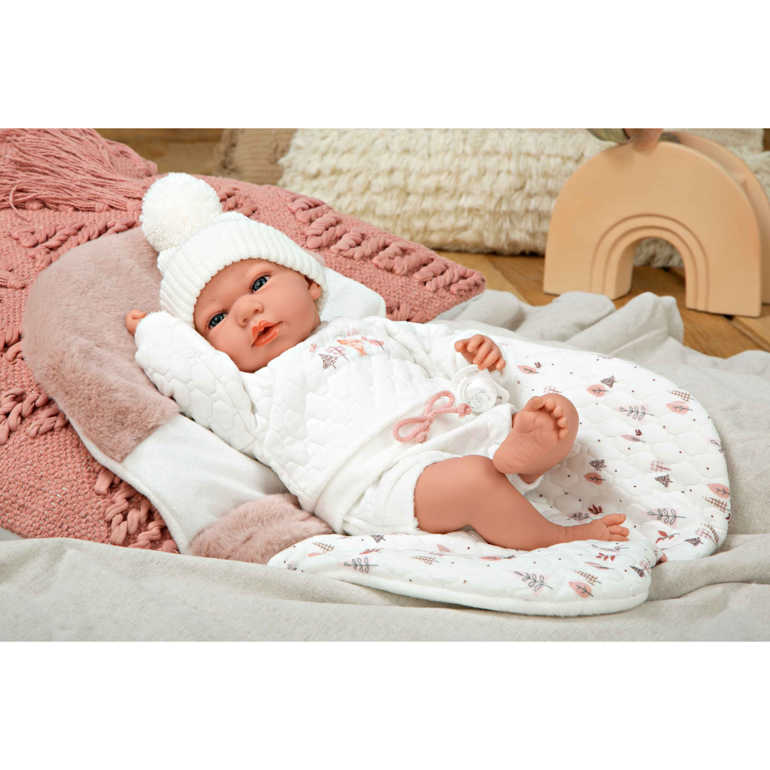 munecas-arias-muneca-con-peso-elegance-andie-rosa-con-saquito-de-dormir-40-cm (4)
