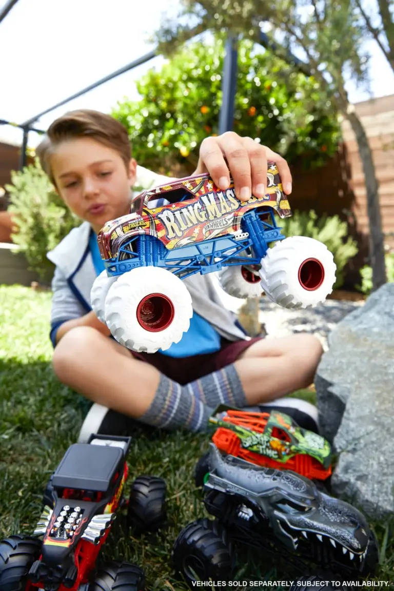 Hot Wheels Monster Truck thumbnail 3